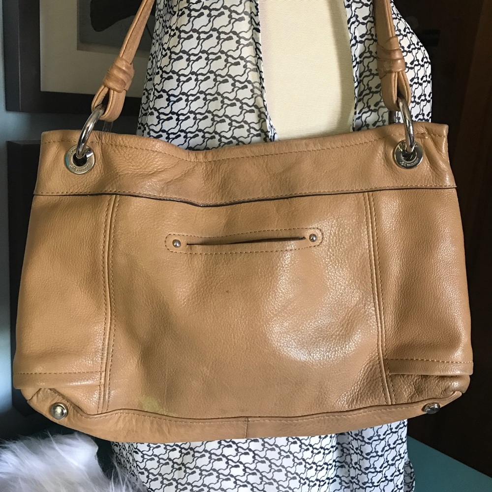 B Makowsky boho chic tan shoulder bag - Picture 3 of 16